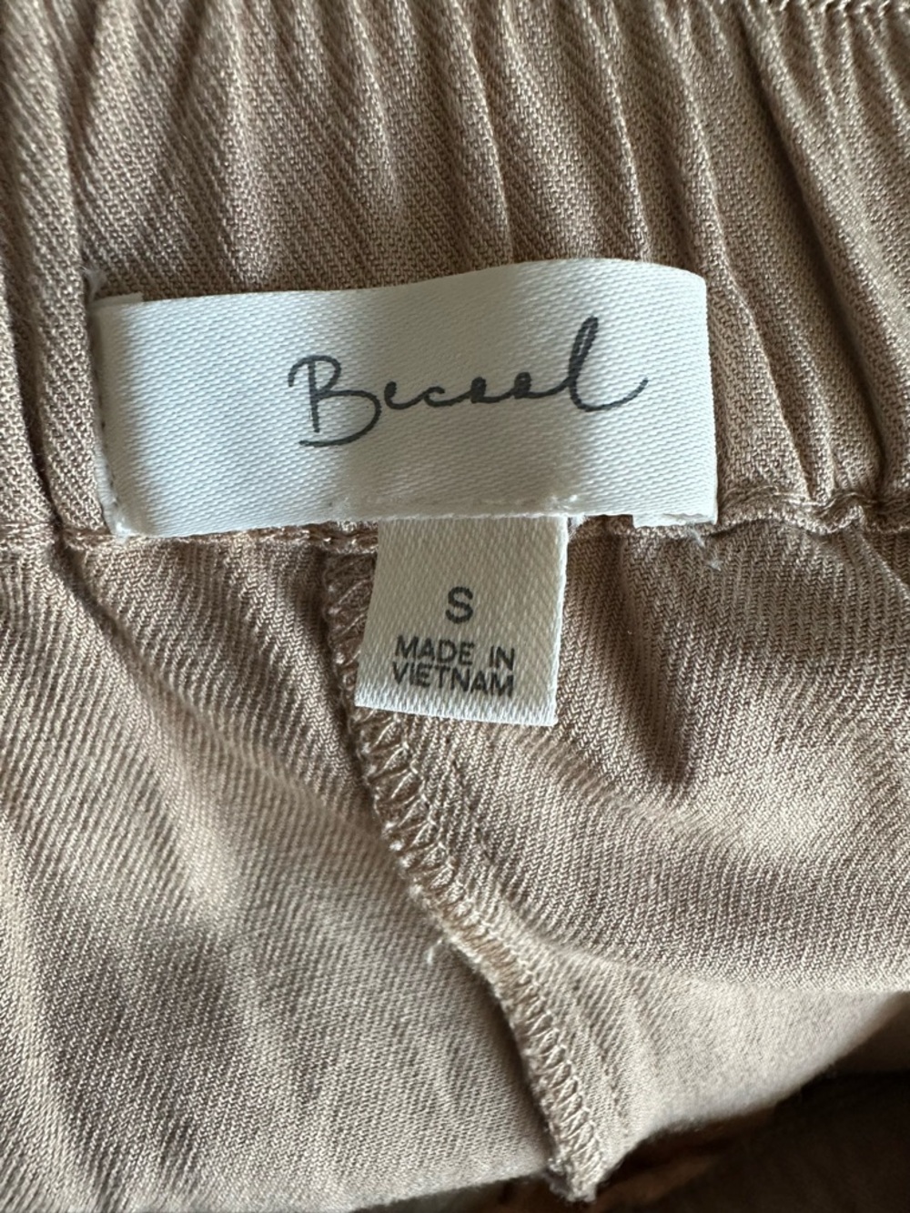 Be Cool Tied-Waist Women's Casual Shorts
Size Small - Picture 7 of 8